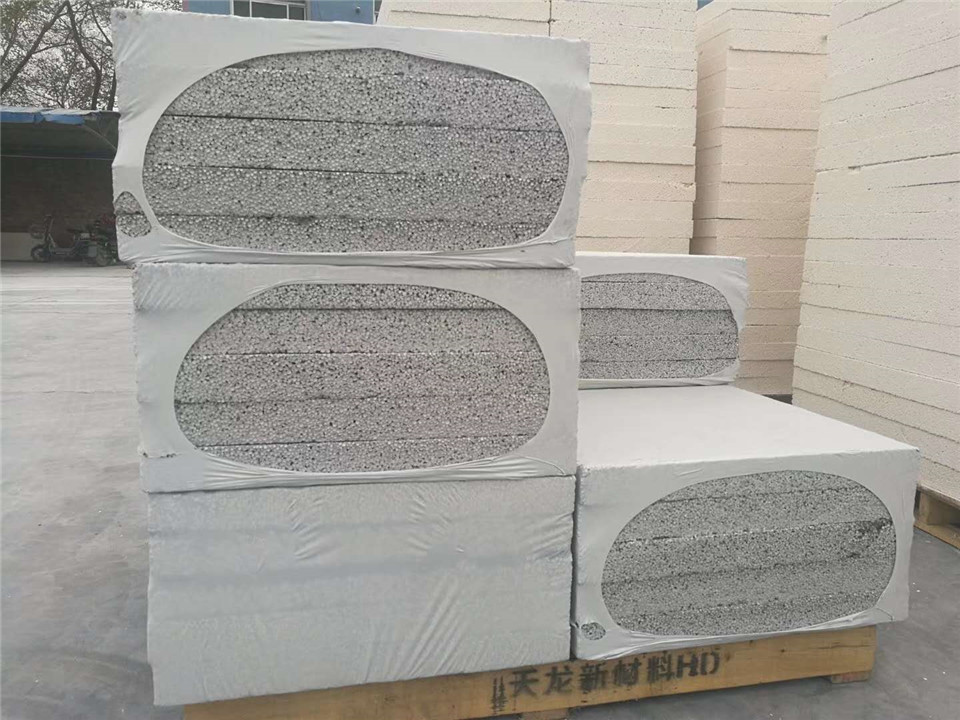 熱固性復(fù)合聚苯乙烯保溫板