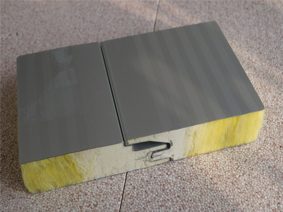 玻璃棉彩鋼夾芯板